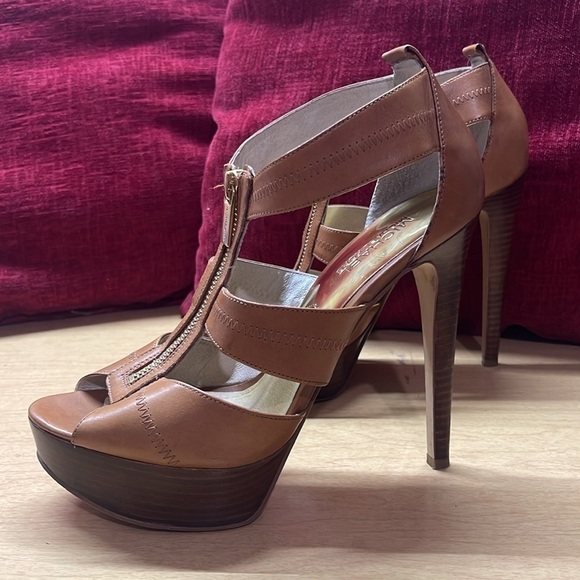 Michael Kors zip up sexy heels size 9 - Picture 11 of 12
